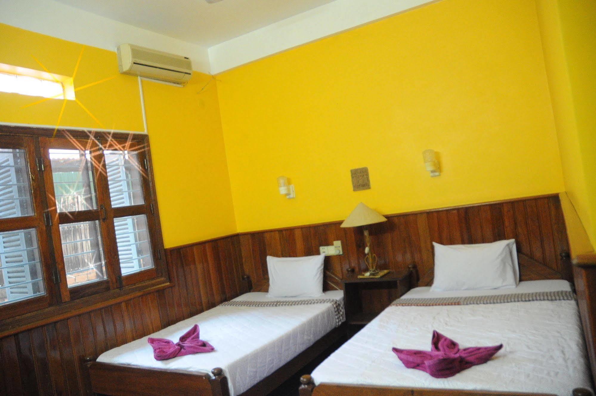 Big Lyna Villa Siem Reap Luaran gambar